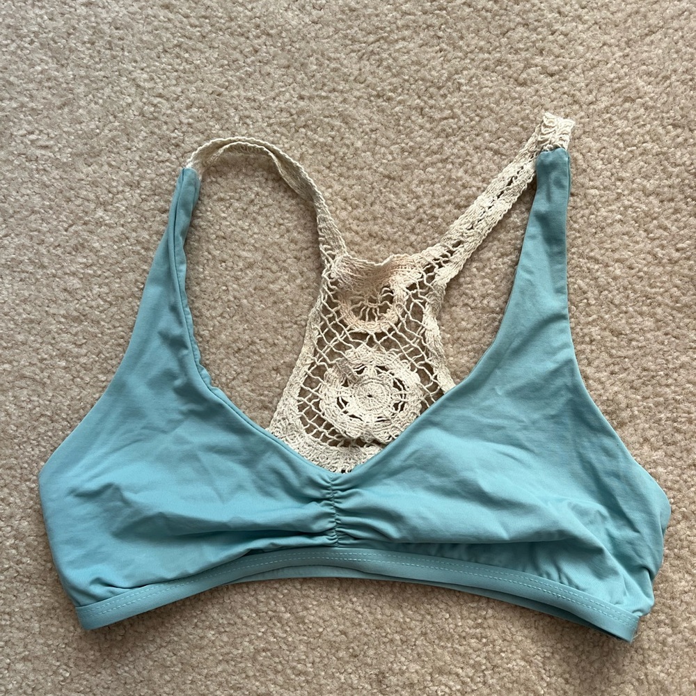 L space bikini top